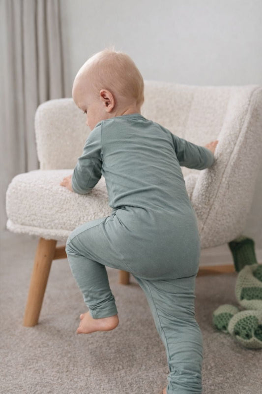 Sage Tagless Bamboo Zip Romper - Everbare Kids